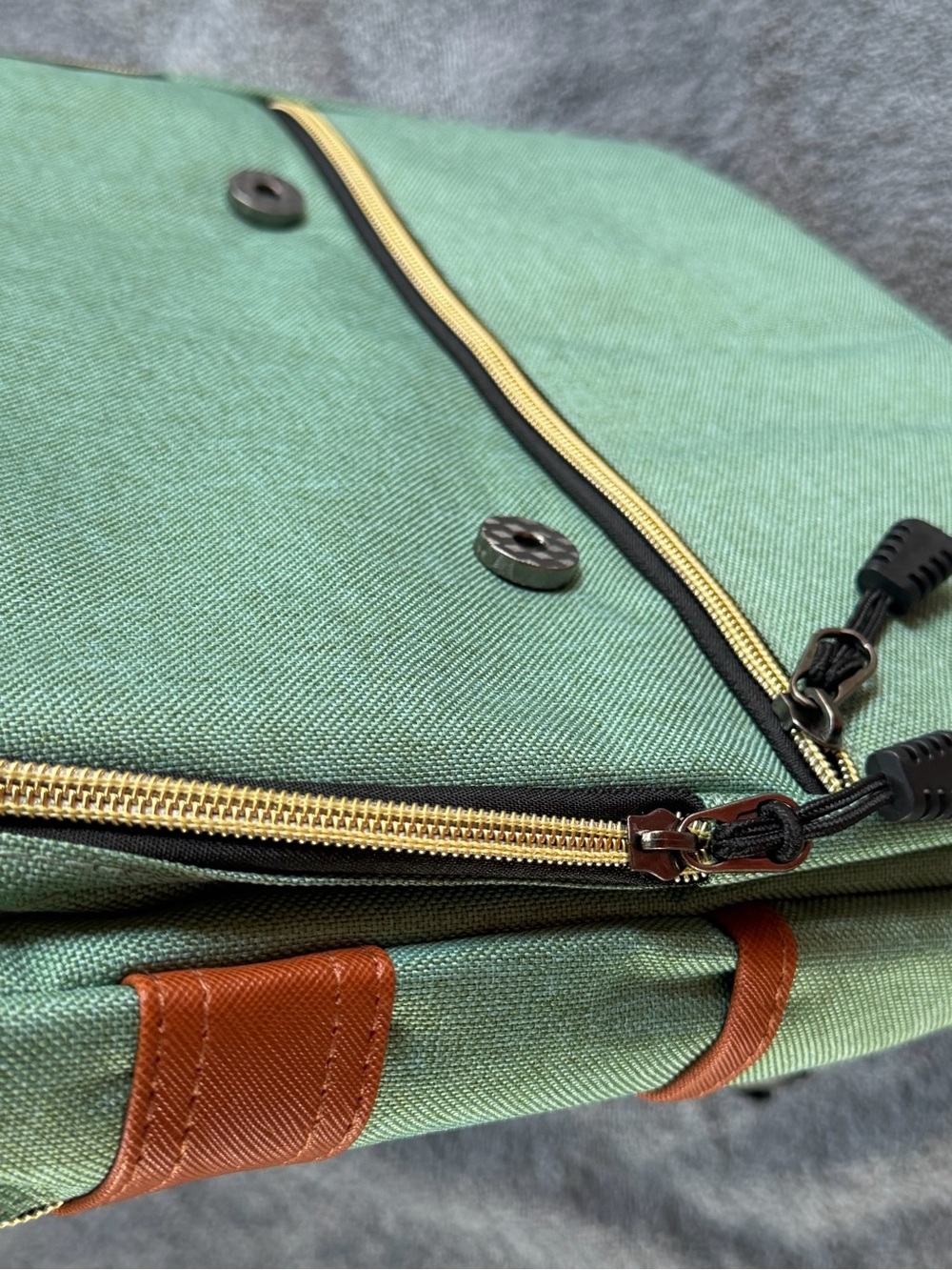 Vintage unisex laptop backpack, with USB charging port - Picture 5 of 10